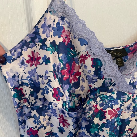 FLORAL CHEMISE. THALIA SODI. SATIN FINISH and LACE TRIMS SLEEPWEAR. GUC - Picture 11 of 14